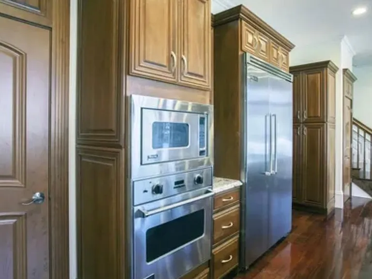 57 Woodfall Rd — Photo 5