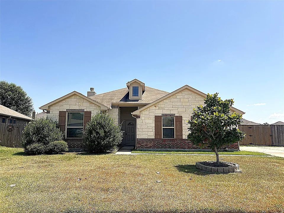 96 Jessica Dr