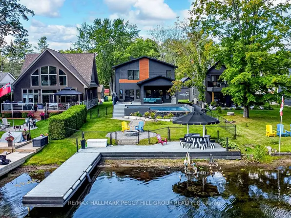 1657 Peninsula Point Rd, Severn, ON P0E 1N0