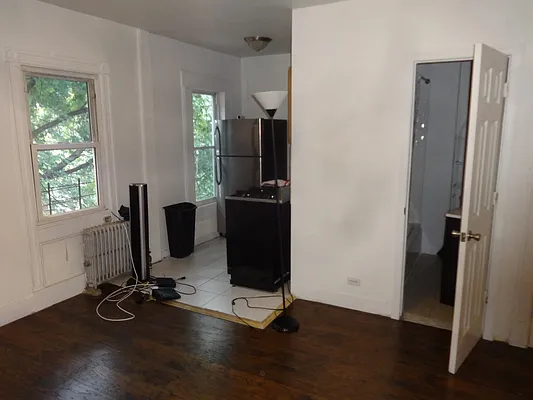 Rented by Blue Egg Realty Corp | media 17