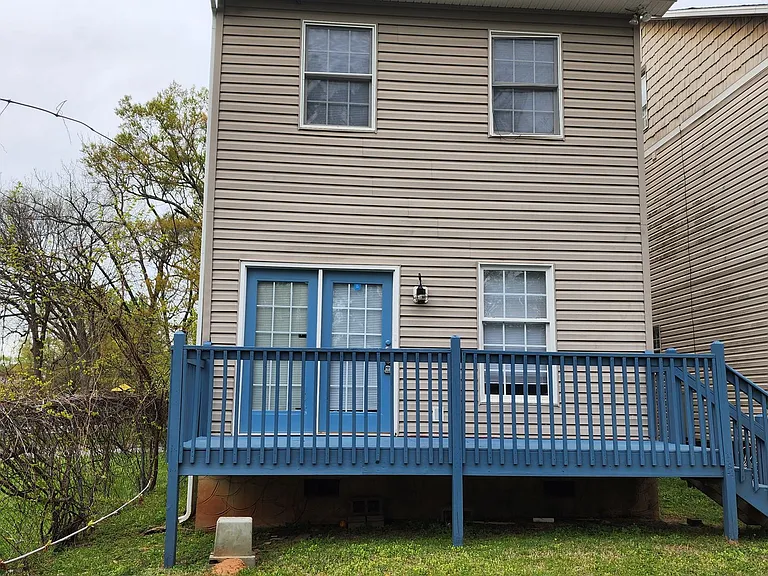 251 Mullen St — Photo 2