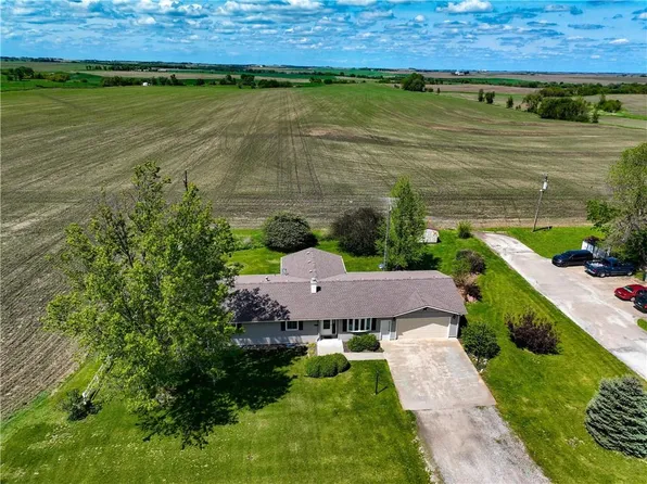 210 W 2nd St, Fairview, KS 66425