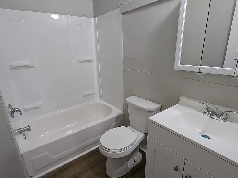 355 Goodrich St #11 — Photo 6