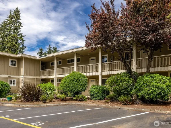 7809 218th Street SW #10, Edmonds, WA 98026