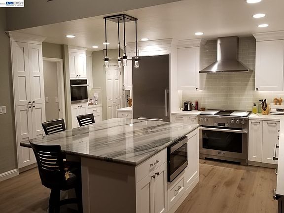 2nd image of 418 Santander Dr