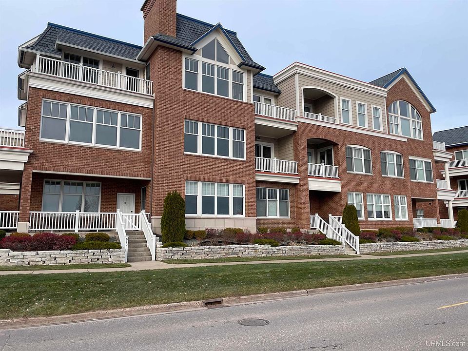 1st image of 600 S Lakeshore Blvd