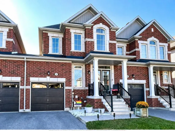24 Barfoot St, Collingwood, ON L9Y 3Y8