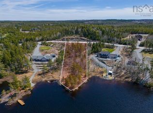 32 Meek Arm Trl, East Hants, NS B0N1Z0