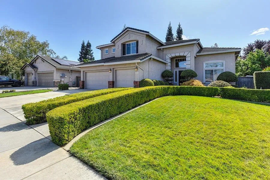9482 Berkley Glen Way photo 1