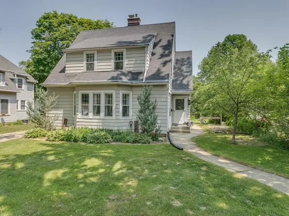 1018 N Leminwah St, Appleton, WI 54911