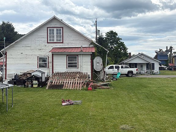 2nd image of 106 Riverside Dr