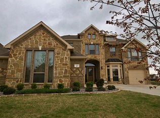 8 Center Ct, Heath, TX 75032