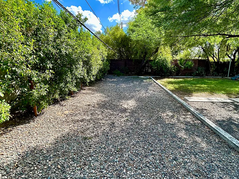 1420 E Rancho Dr — Photo 16