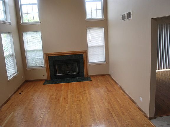 4th image of 1432 Newport St #1432