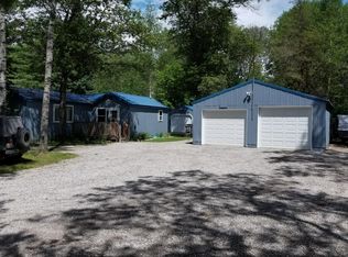 5040 Town Line Rd, Lewiston, MI 49756