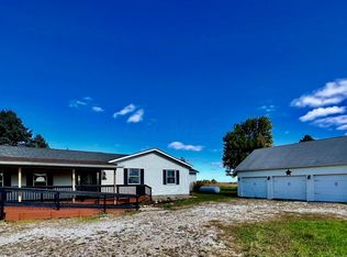 7621 Ridge Rd, Fredericktown, OH 43019
