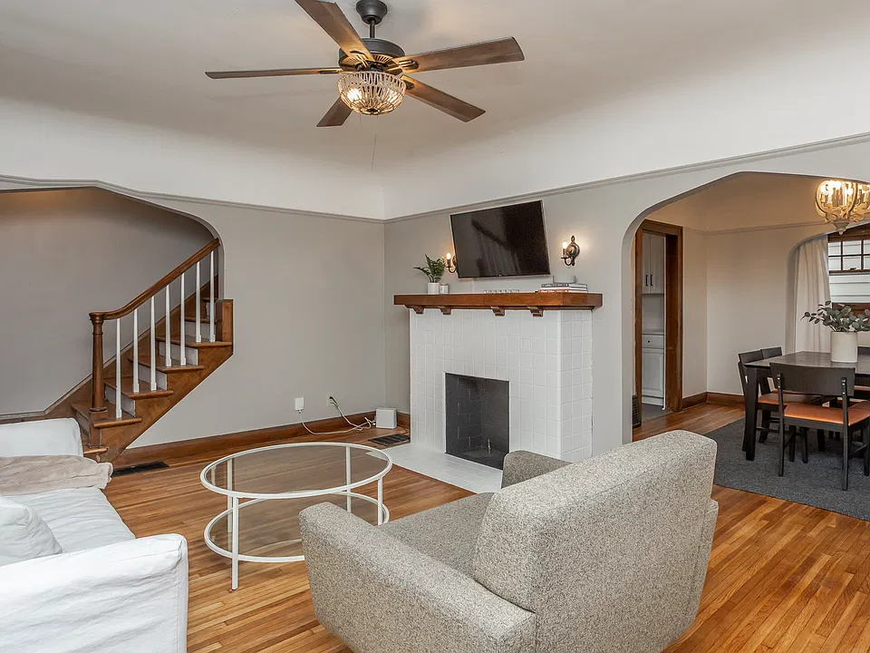 1267 Wildwood Rd