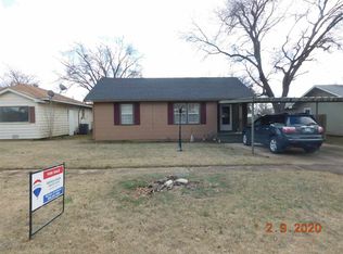 610 North Ave, Comanche, OK 73529