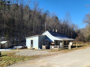 2839 Teges Creek Rd, Manchester, KY 40962