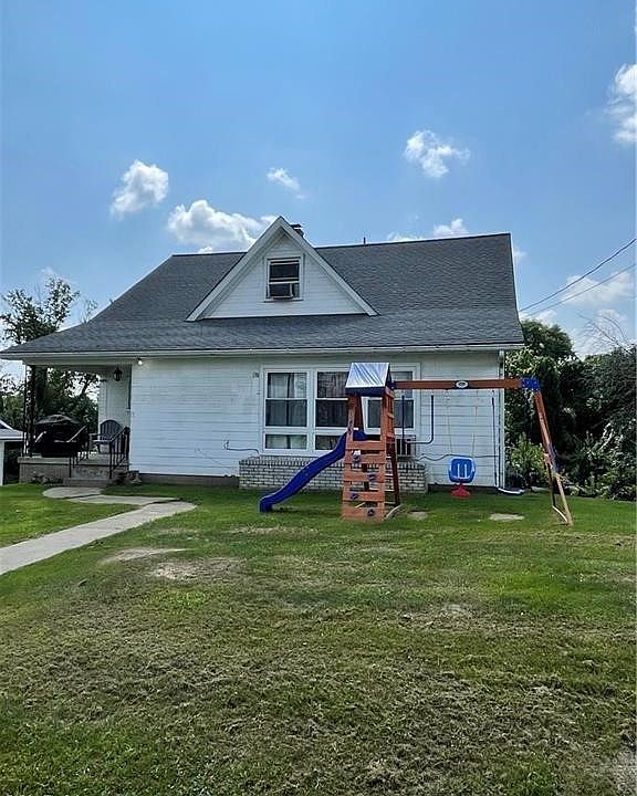 1st image of 138 Woodrow Ave
