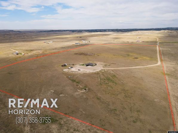 24 Stinson Rd, Douglas, WY 82633