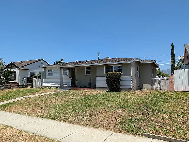1st image of 469 E Bonita Ave