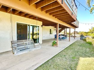 1024 N Stage Coach Ln, Fallbrook, CA 92028