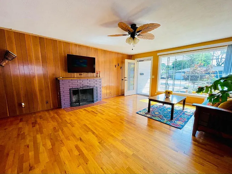 2691 Forrester Way — Photo 3