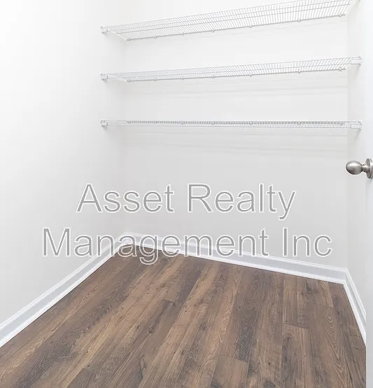 2063 Southwood Cir — Photo 16