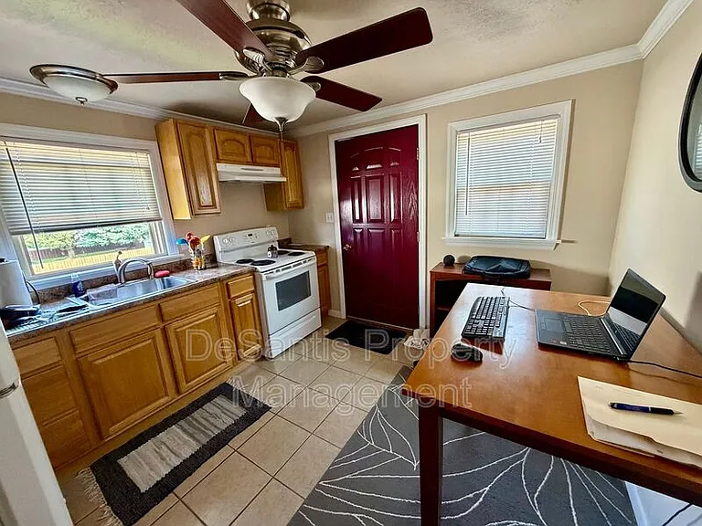 7408 Yale Ave #B — Photo 19