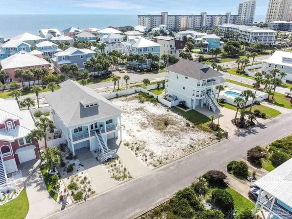 821 Sailfish Ct, Perdido Key, FL 32507