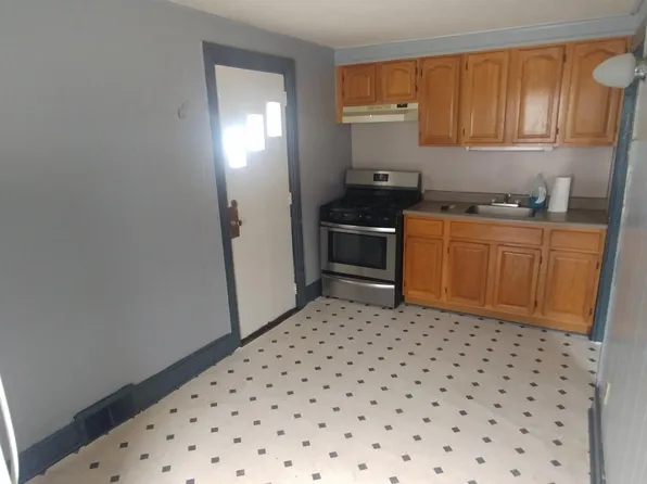 29 W Penn Ave, Robesonia, PA 19551