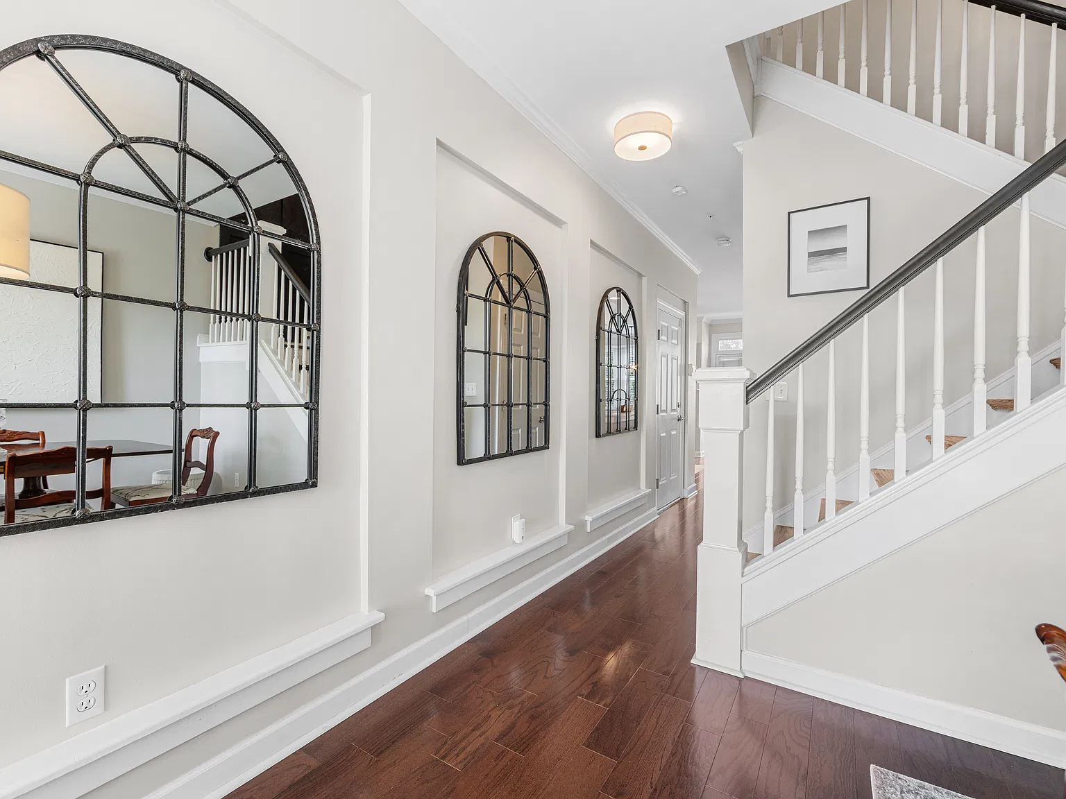 3 bed, 2.5 bath, 1520 sqft, $3,600 — Photo 3