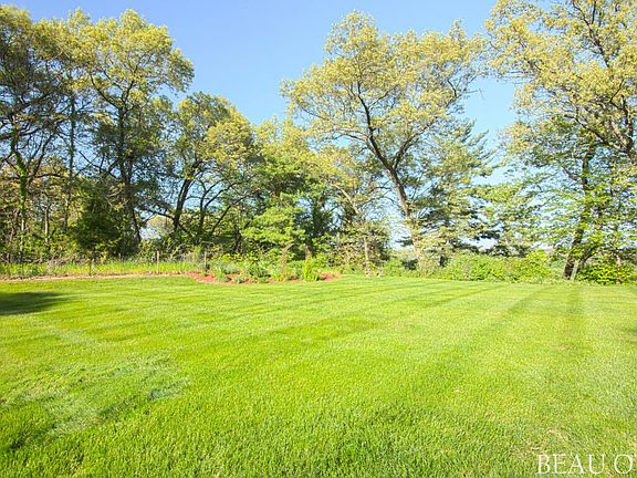 5th image of 3150 Thornapple River Dr SE