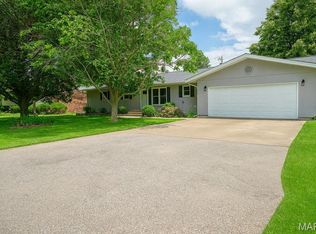 1008 W Saint Johns St, Vandalia, MO 63382