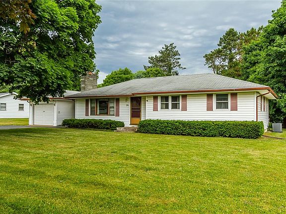 4th image of 26 Meadow Dr