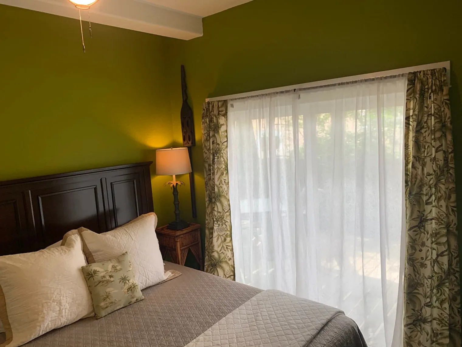 1 bed, 1.0 bath, 645 sqft, $2,448 — Photo 3