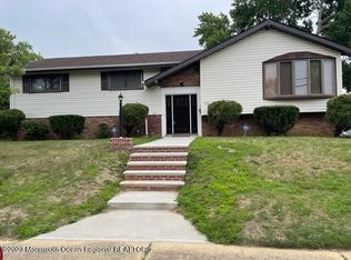 720 Wakefield Rd, Neptune, NJ 07753