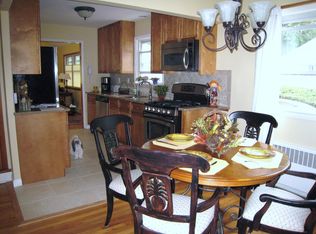 19 Hazelhurst Ave, Glen Rock, NJ 07452