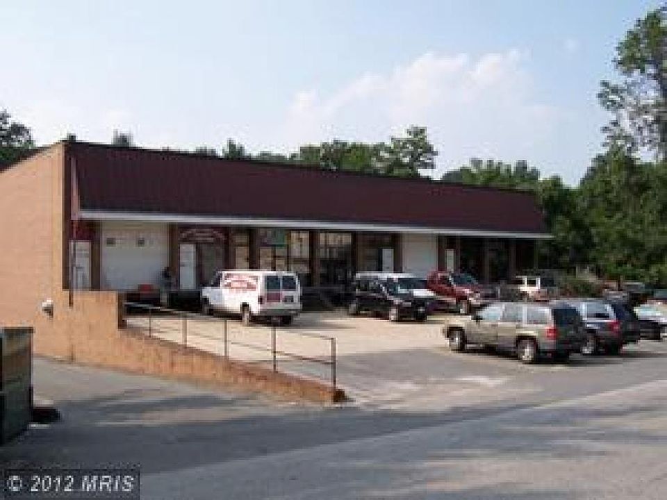 2nd image of 4261 Howard Ave