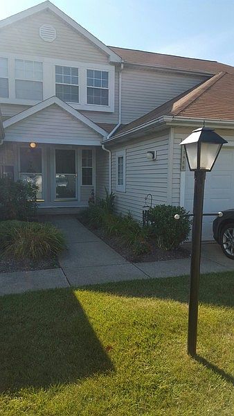 1st image of 1198 Pinecrest Pl APT B