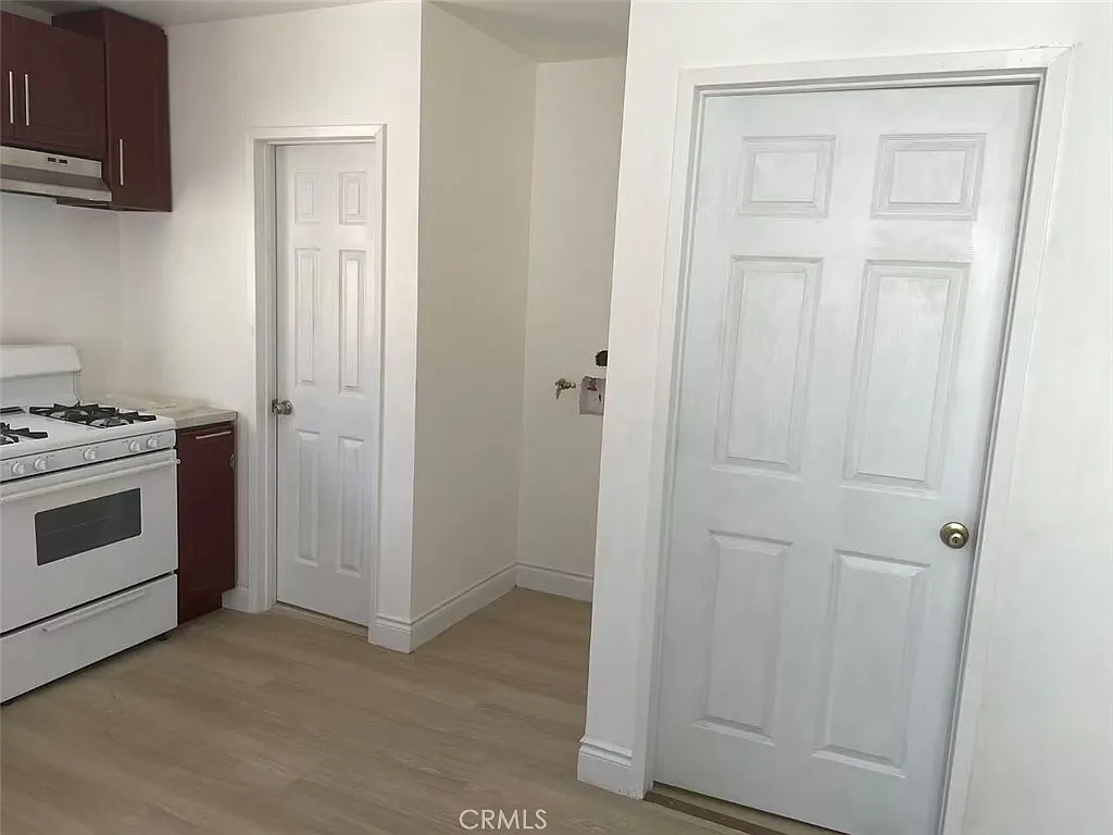 1 bed, 400 sqft, $2,095 — Photo 4