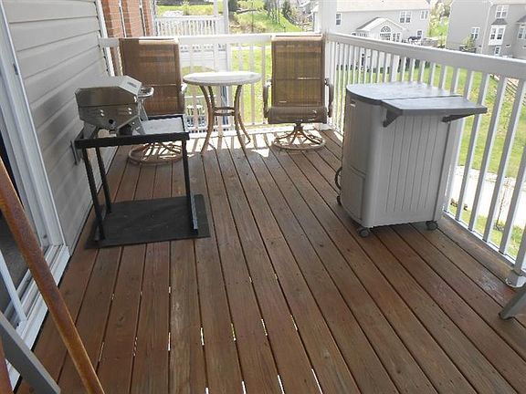 2nd image of 6776 Kelseys Oak Ct #8