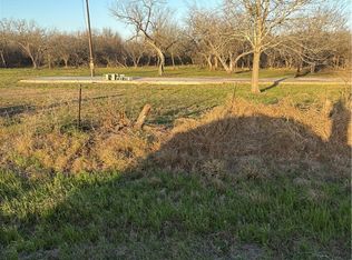 1683 Kemper City Rd W, Victoria, TX 77905