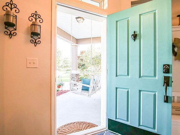 3rd image of 116 S Arabella Way