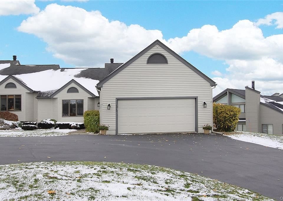 1st image of 5990 Bay Hill Cir