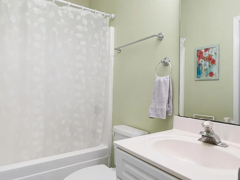 2828 Waterpointe Cir — Photo 24