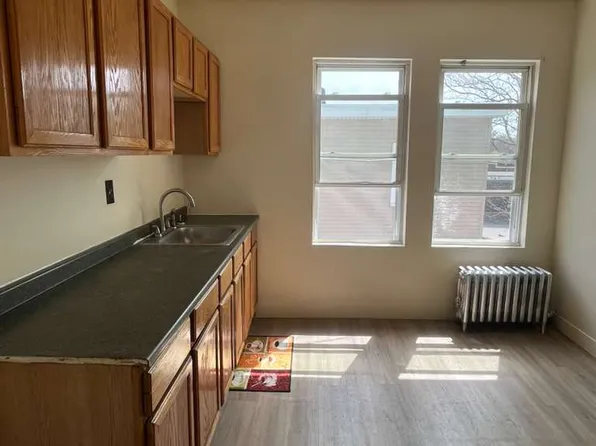 827 Hyde Park Ave, Hyde Park, MA 02136