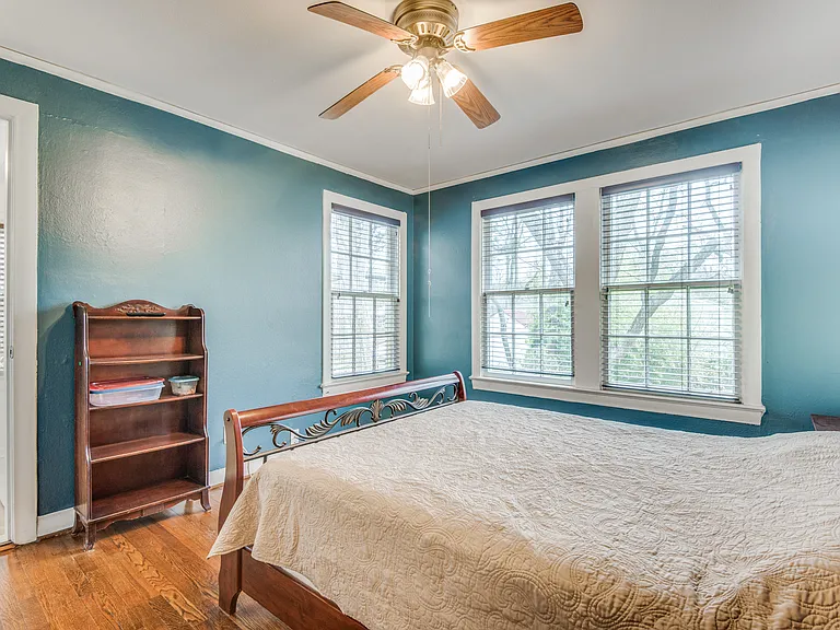 7015 Hammond Ave — Photo 11