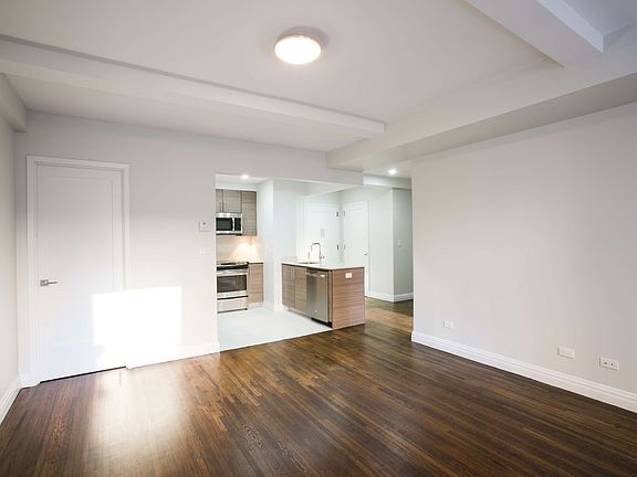 4th image of 210 W 70th St APT 507